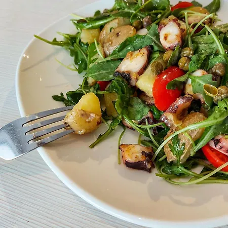 Kochyli Beach Studios Daire