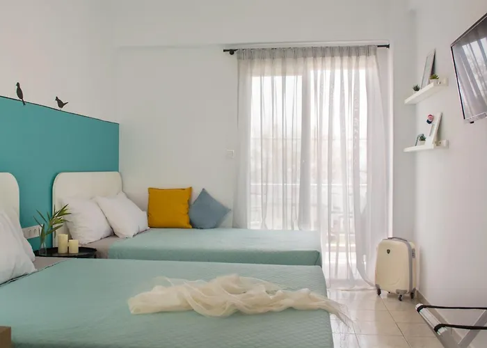 Kochyli Beach Studios *